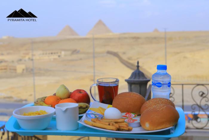 pyramita hotel