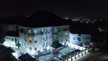 Alheri Royal Apartment,Nigeria>>Abuja,3 star