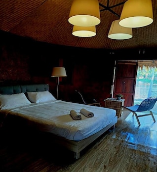 khao yai lake hill resort