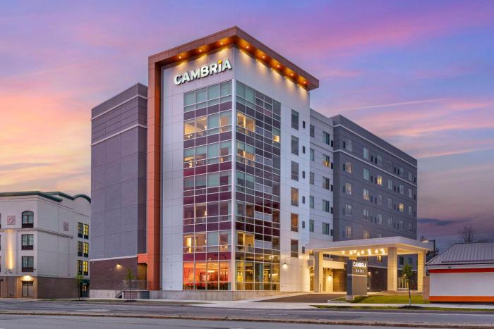 cambria hotel niagara falls