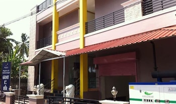 Jaya Bharathi Lodge,India>>Kuzhithurai,3 star