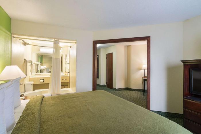 quality inn and suites near i 80 and i 294
