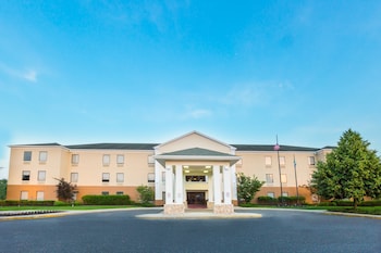 holiday inn express and suites burlington mount ho