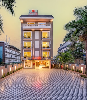 Lords Eco Inn Dehradun,Saharanpur Road, Dehradun,3 star