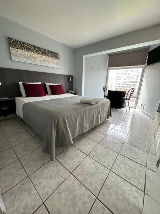 Red Hotel Centric Santiago,Chile>>Santiago,2 star