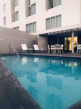 Royal Delonix Hotel