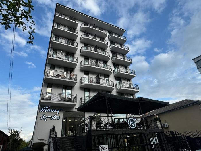 royal palace kobuleti