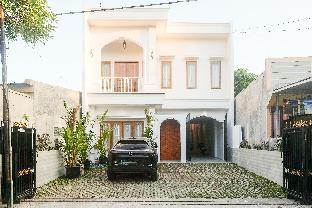 Urbanview Syariah Loji Arum Stasiun Klaten By Reddoorz,Indonesia>>Klaten,2 star
