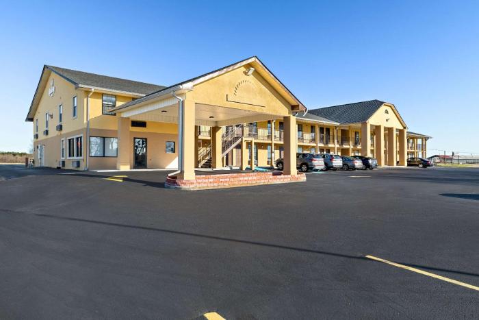 Quality Inn,United States Of America>>Monroe,2.5 star