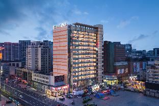 Atour X Hotel Yanji Department Store West Market,15F-17F, Kelma Building, No. 56 Jiefang Road,4 star