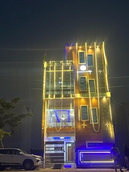 madhav residency