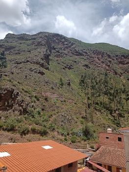 Kun Titi,Peru>>Pisac,2.5 star