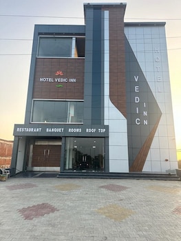 Hotel Vedic Inn,India>>Kiraoli,3.5 star