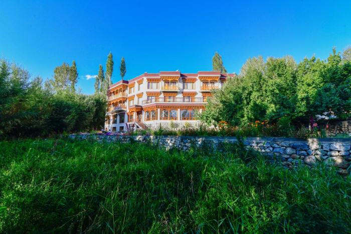 The Kart-Sey Ladakh,Skara,3 star