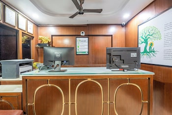 Treebo Marina Grand, Railway Station,Dondaparthy - Railway Station Road,3 star