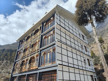 mount bayul shangri la resort