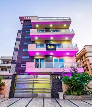 Fabhotel Vr Stay,Sector 45,3 star