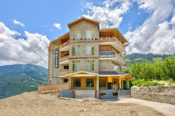 Onlystay Mystic Manali,Burwa Road,3 star