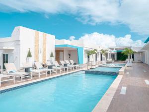 Aruba Boutique & Art Hotel,,4 star