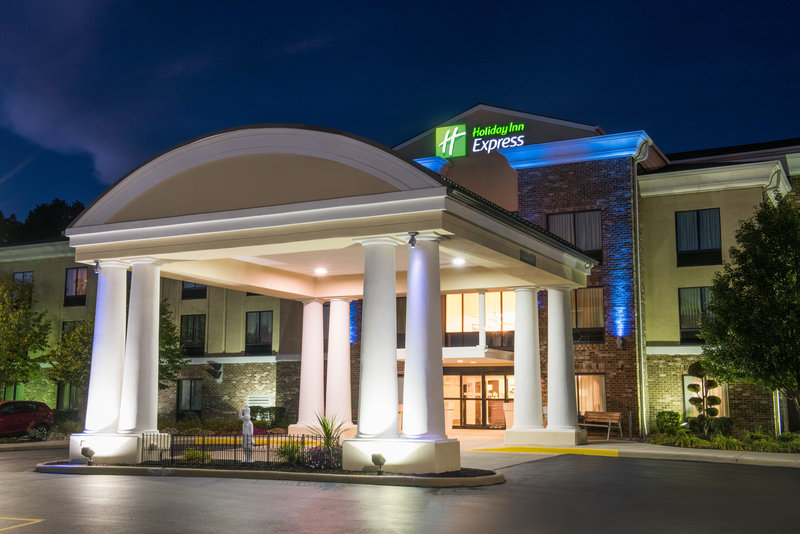 Holiday Inn Express & Suites Sharon-Hermitage By Ihg,Hermitage>>Clark,3 star