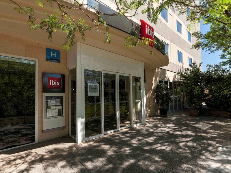 Ibis Murcia,Easy Paintball Murcia>>Huerta De Murcia,2 star