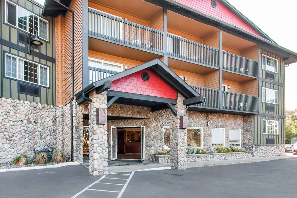 Comfort Inn & Suites Lincoln City,Lincoln County>>Lincoln City,2.5 star