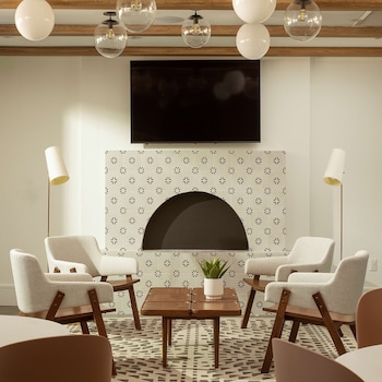 the monsaraz san diego tapestry collection by hilton