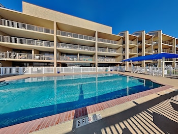 laguna reef condos