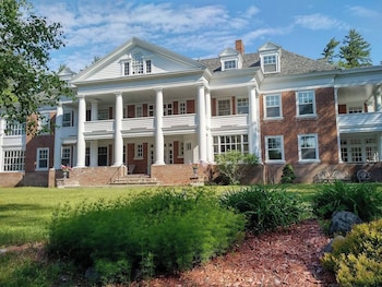 Prescott House Adk,,2 star