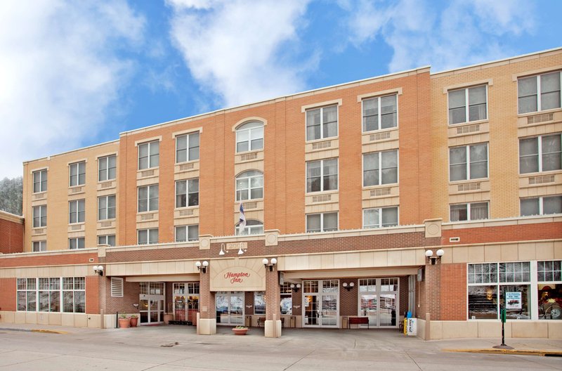 hampton inn deadwood at tin lizzie gaming resort