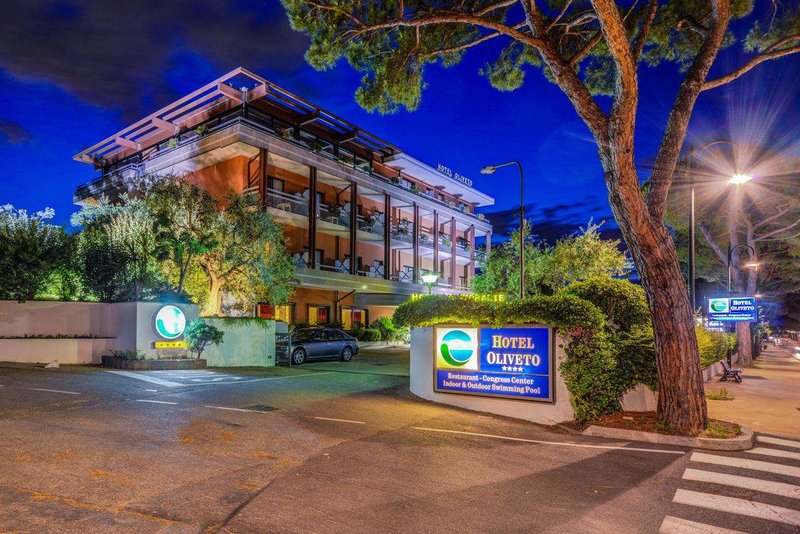 Hotel Oliveto,Desenzano Del Garda>>Brescia,4 star