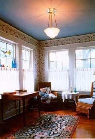 Far View - A Bed & Breakfast Estate,Washington>>Brenham,3 star