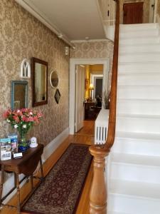 Benjamin F. Packard House,Woolwich>>Bath,3 star