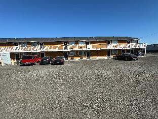 Airport Motel,,3 star