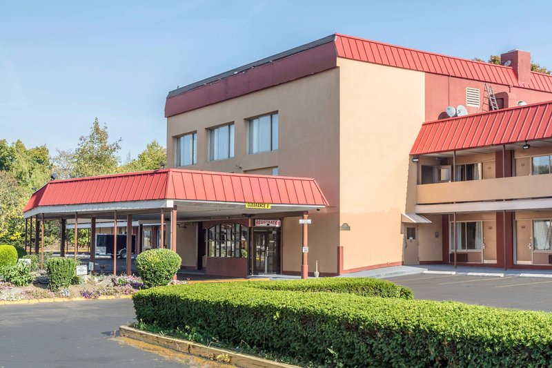 Econo Lodge West Haven,West Haven>>New Haven,2 star
