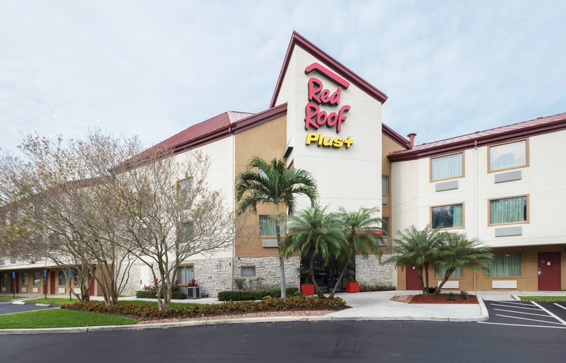 red roof inn plus west palm beach