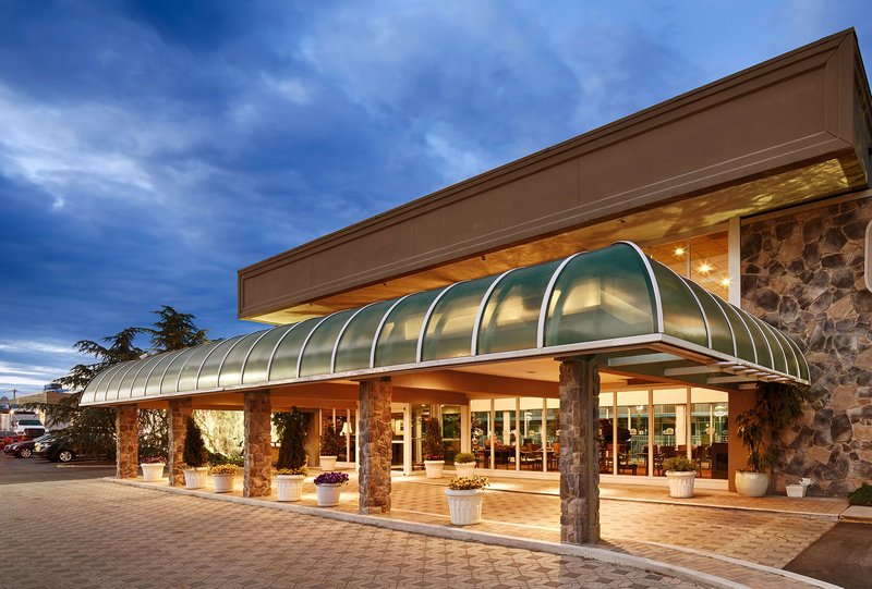 Surestay Plus Hotel By Best Western Brandywine Valley,Talleyville>>New Castle,2.5 star