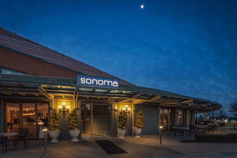 Beechwood Hotel,West Boylston>>Fitchburg,4 star