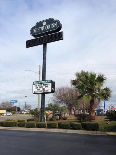 driftwood inn