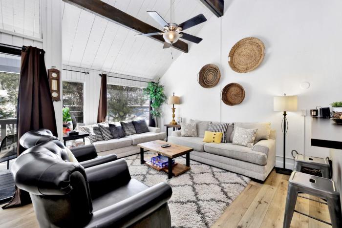 2125-Switzerland Slopes 2 Bedroom Townhouse By Redawning,41935 Switzerland Dr Apt #124,3 star
