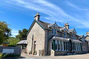 ravenscraig guest house