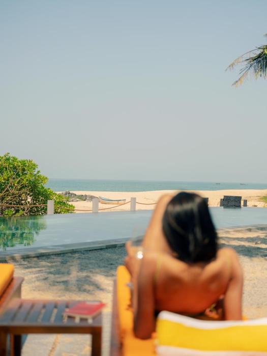 The Postcard On The Arabian Sea,,0 star