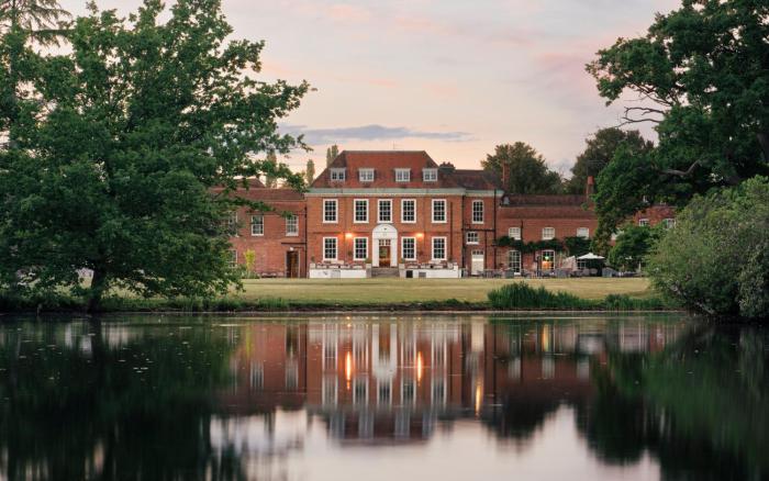 Stoke Place Hotel,,4 star