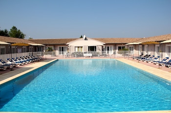 Hotel Saint Louis,Cavaillon>>Avignon,2 star