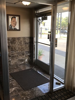 Allen Park Motor Lodge,Detroit>>Allen Park,2.5 star