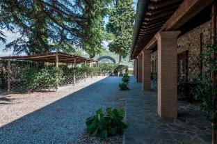 La Fonte Di Vivalda,Livorno>>Follonica,2 star