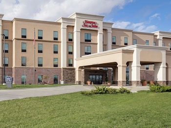 hampton inn and suites lincoln northeast i 80