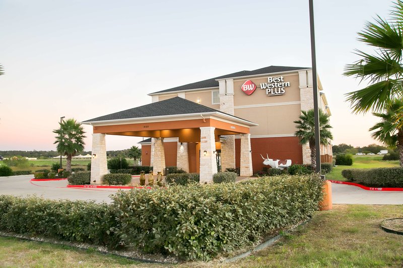 Best Western Plus Longhorn Inn & Suites,Caldwell>>Austin,2.5 star