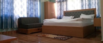 mandavya homestay