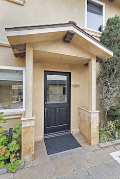 the retreat in laguna beach